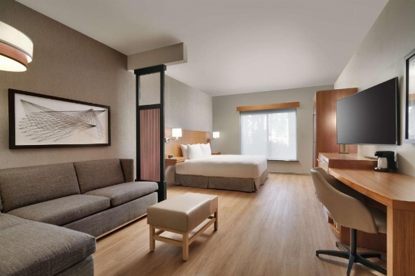 Hyatt Place at Anaheim Resort / Convention Center image 10