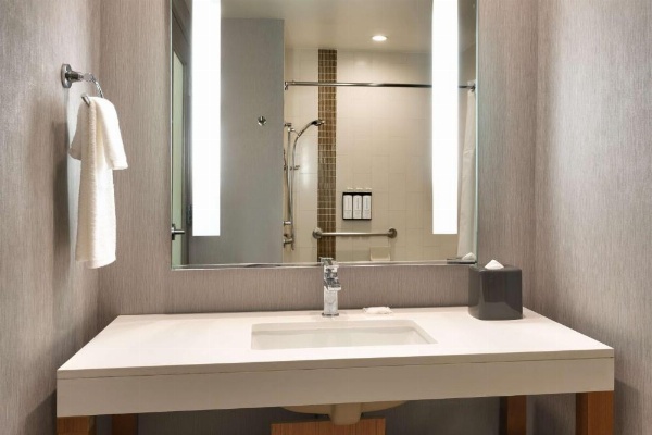 Hyatt Place at Anaheim Resort / Convention Center image 24